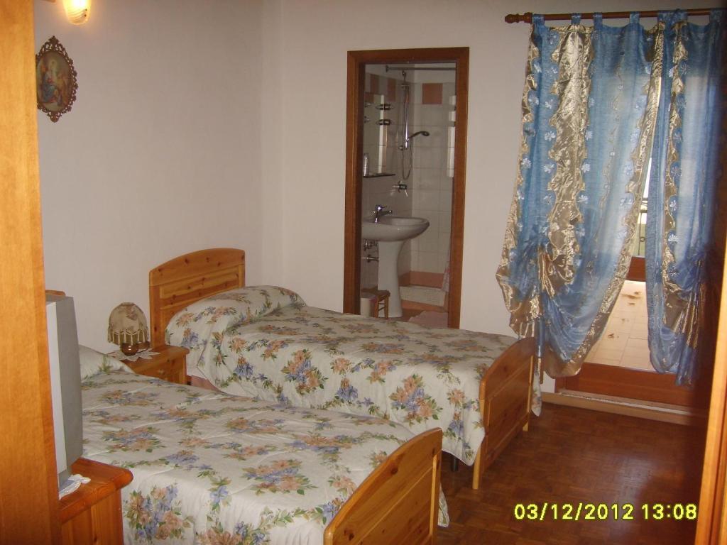 Antico Albergo Sant'Antonio Fonzaso Kamer foto