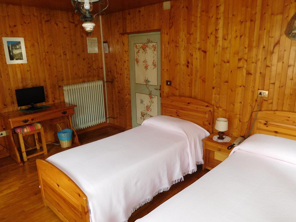 Antico Albergo Sant'Antonio Fonzaso Buitenkant foto