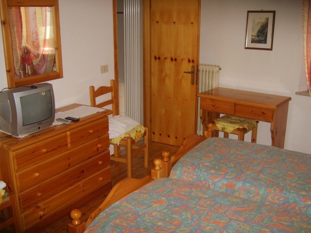 Antico Albergo Sant'Antonio Fonzaso Buitenkant foto
