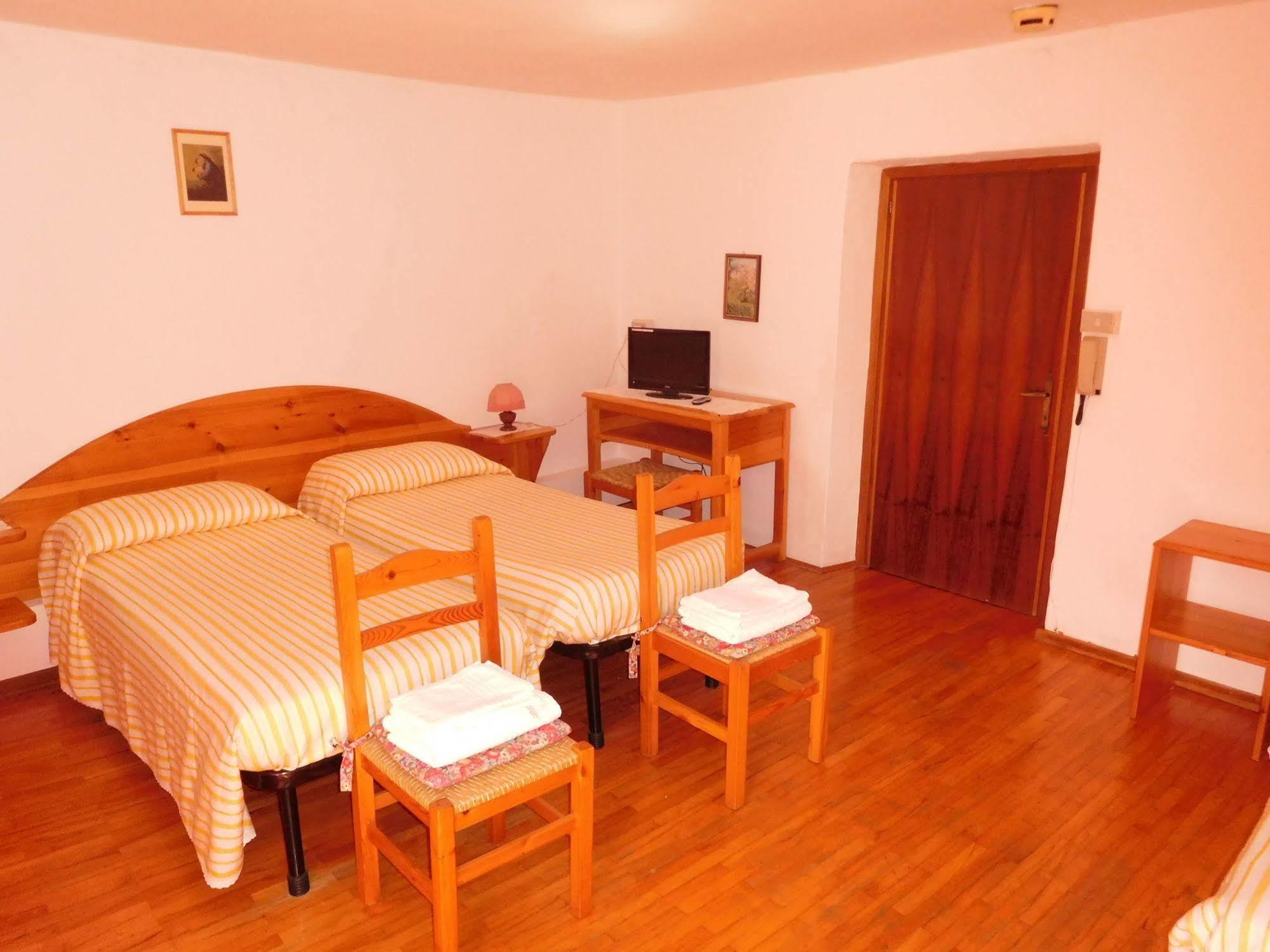 Antico Albergo Sant'Antonio Fonzaso Buitenkant foto